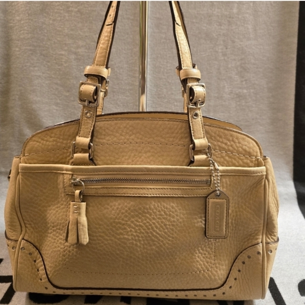 Coach Classic Beige Leather Shoulder Bag 2004